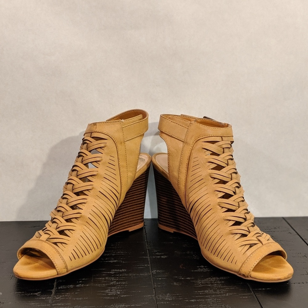 High heel open toe shoes